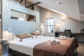 Stylish Suite Near Top Spots And A Shared Kitchen